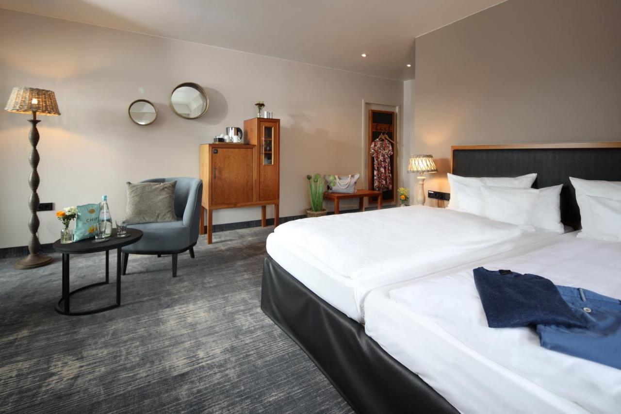 Seehotel Niedernberg - Das Dorf Am See المظهر الخارجي الصورة