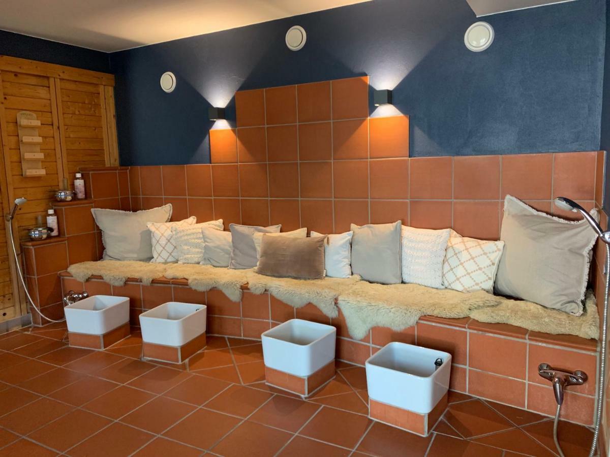 Seehotel Niedernberg - Das Dorf Am See المظهر الخارجي الصورة